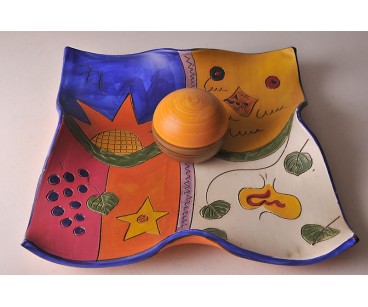 Plato de colores para decoración con bola